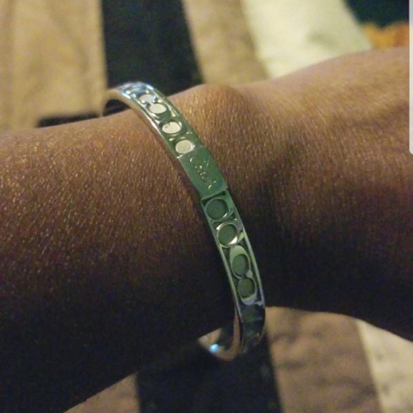 Coach signature bangle - Picture 2 of 3